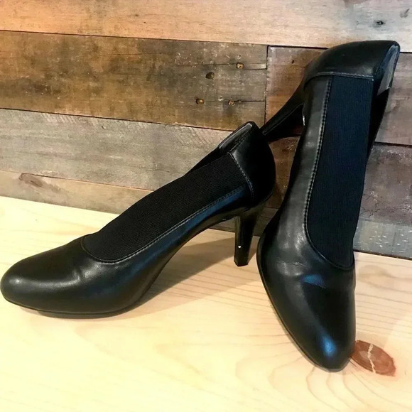 Soft Style By Hush Puppies Leather Pumps/Heels - Picture 5 of 6